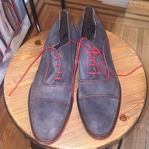 John Fluevog suede shoes mint condition